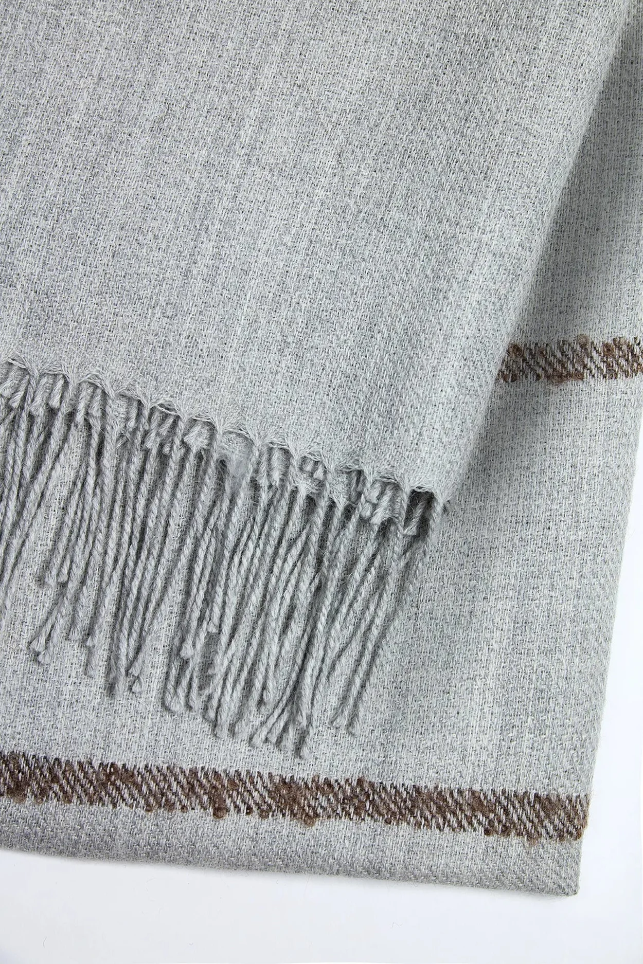 Classic Shawl - Light Grey/Brown 