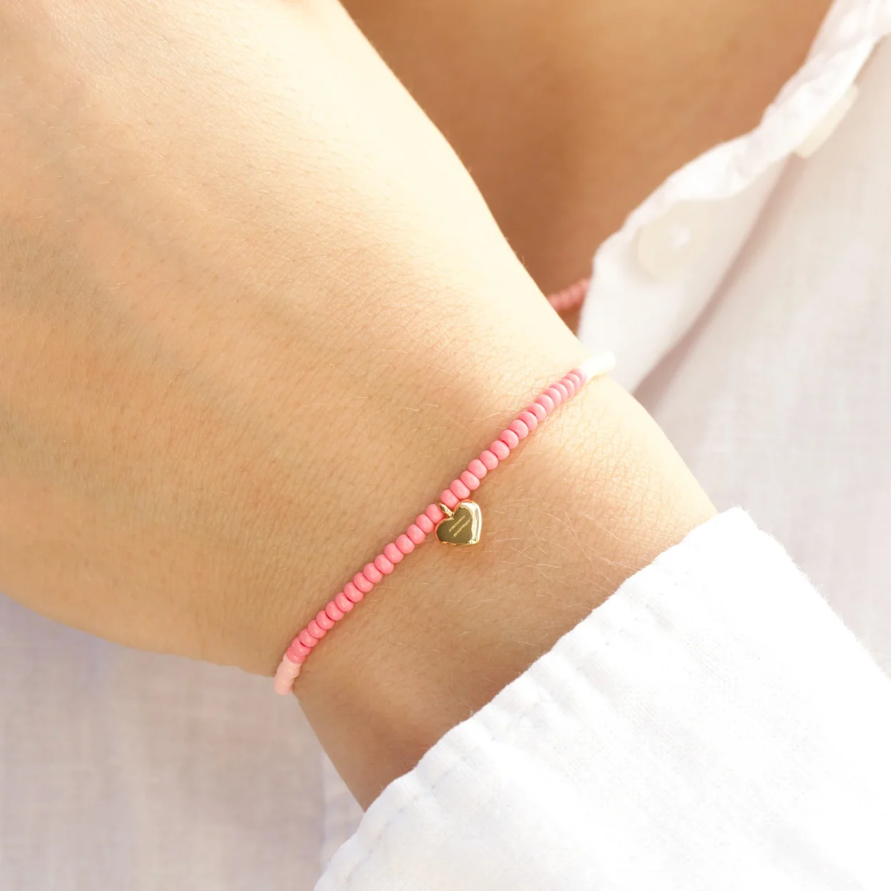 Equality Heart Beaded Bracelet - Light Pink/white