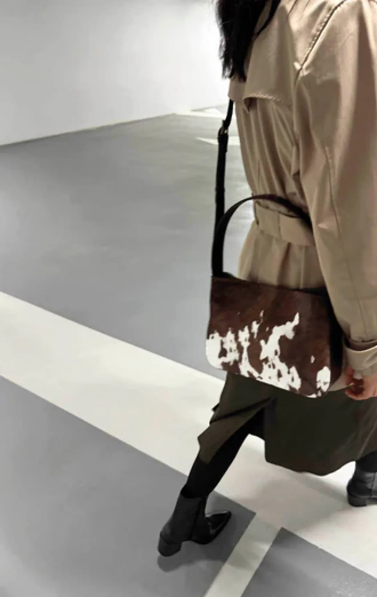 EsaMBG Cross Bag Cow print