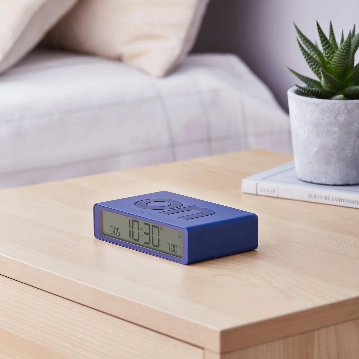 Flip Mini - Dark Blue Vekjaraklukka