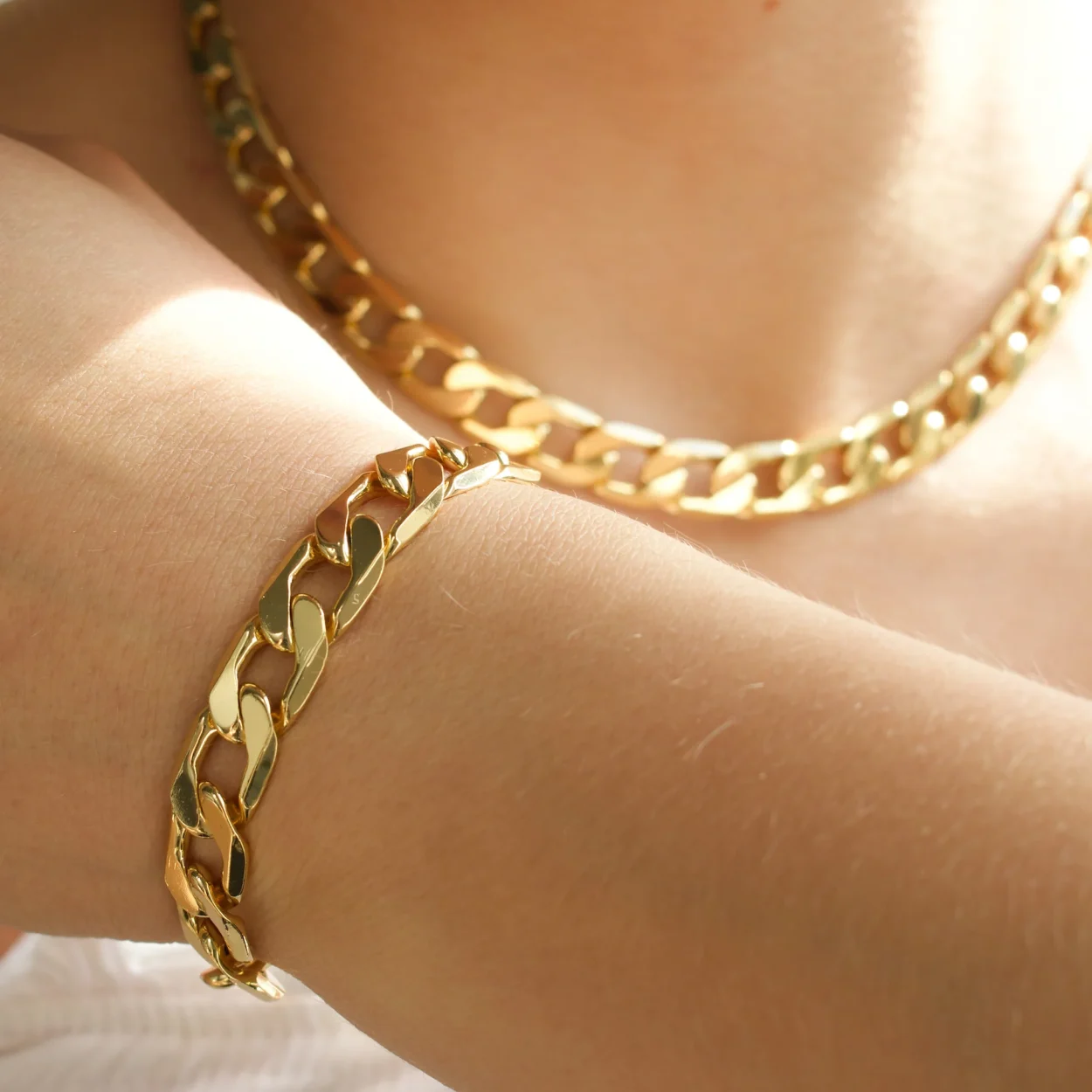 Magda Necklace - Gold