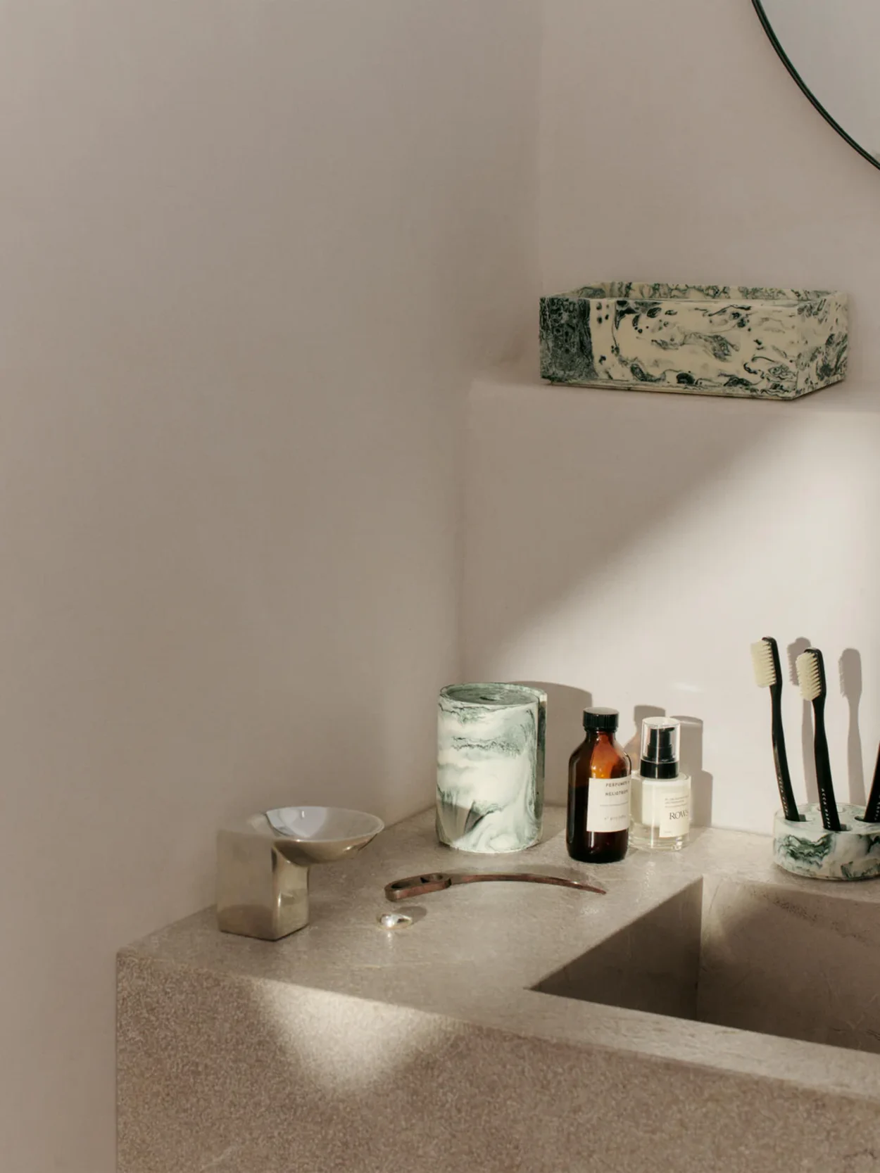 Mist Toothbrush Holder Multi - Emerald Off white 