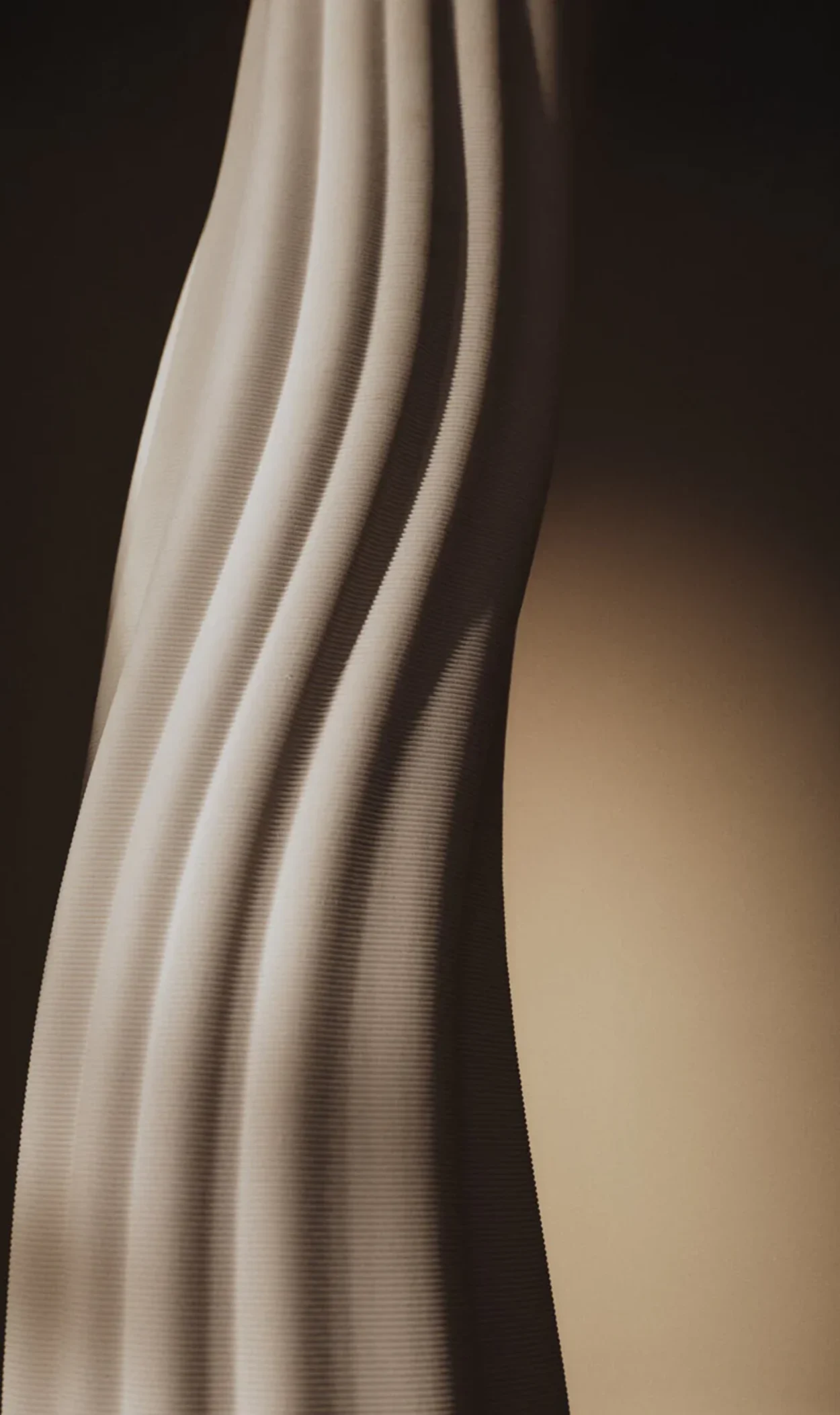 Rylith Floor Vase - H70 - Off White