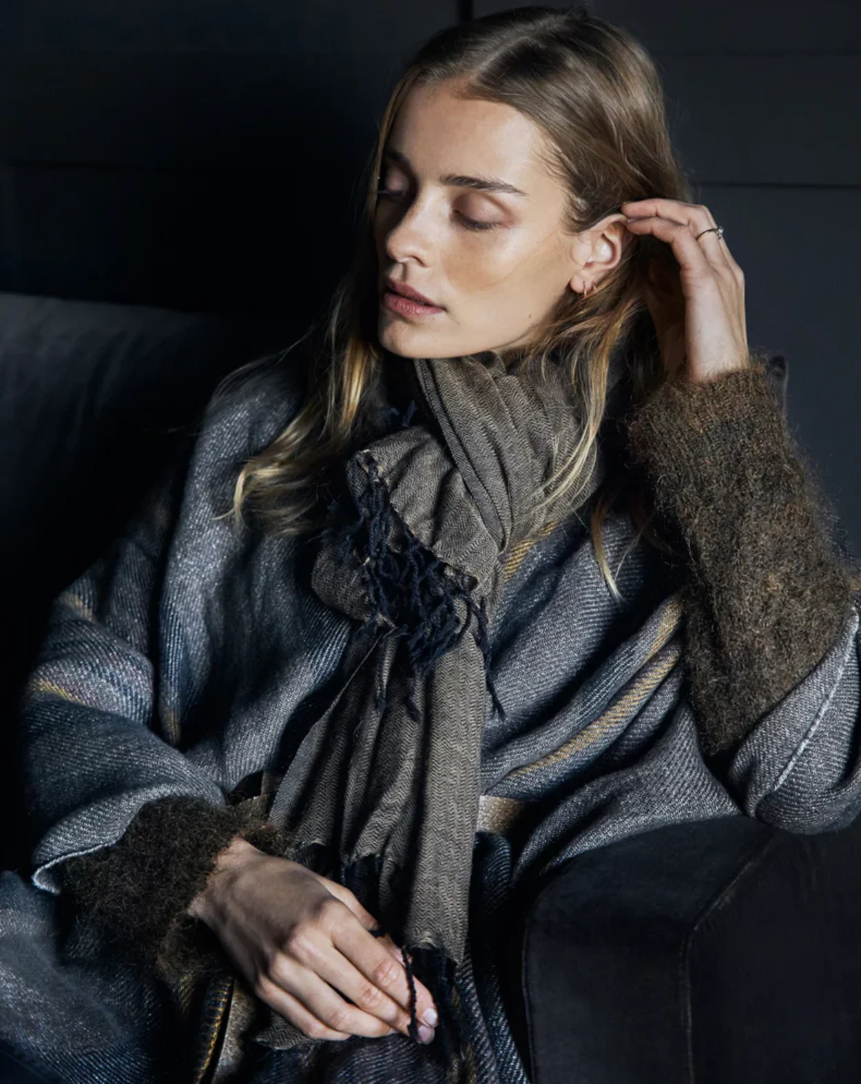 Síða ullartrefill - Khaki/svartur 