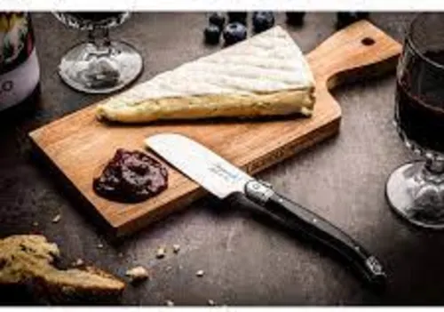 Santoku ostahnífur og acacia bretti