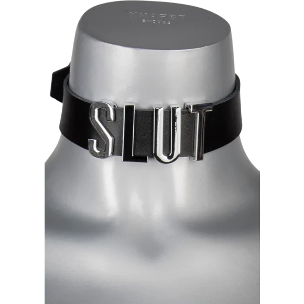 Collar SLUT